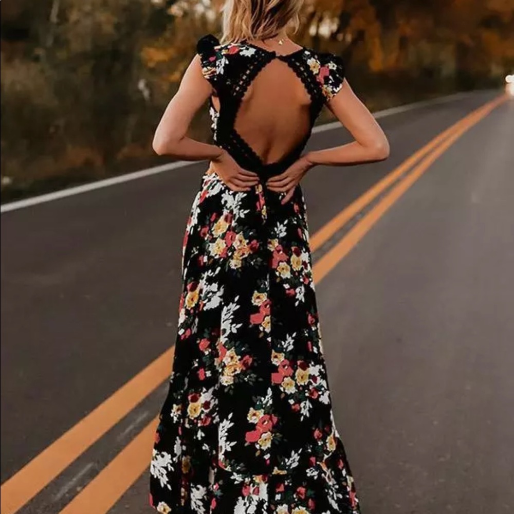 Chelsea Cotton Floral Open Back Dress - Picture 3 of 7